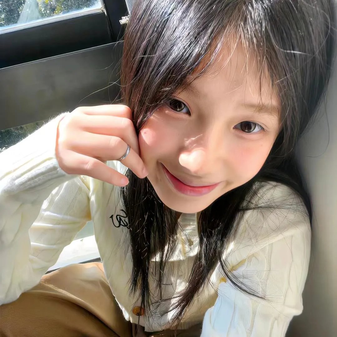 闪婚后,大叔每天狂宠我